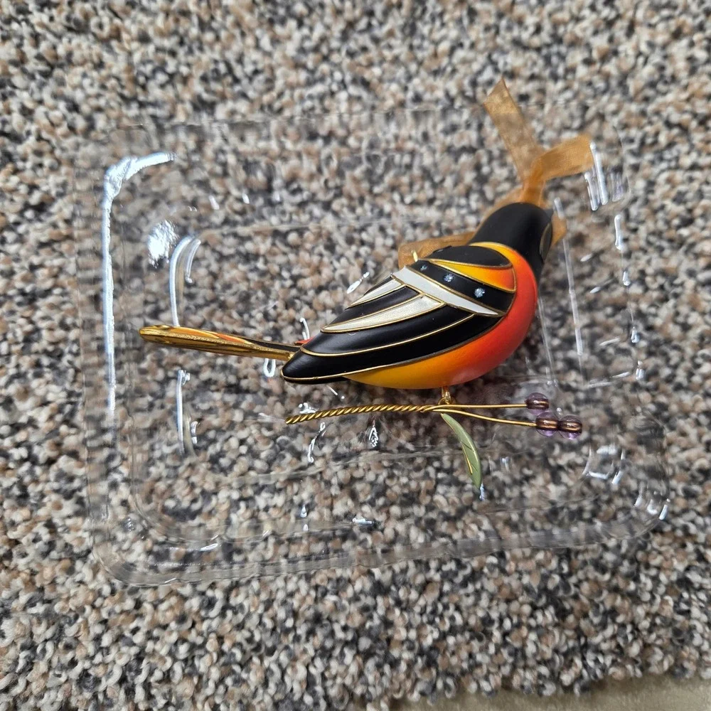 Hallmark Keepsake 2011 Baltimore Oriole Beauty of Birds Ornament 7th in Series